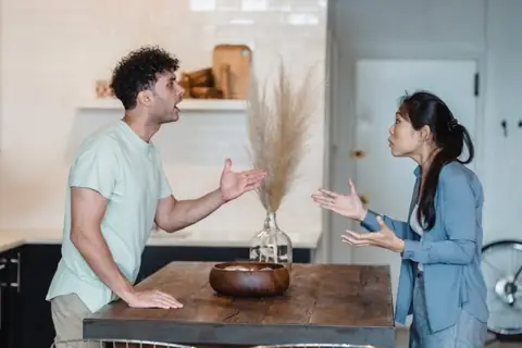 Are You Bothered by Codependence? Try These 6 Expert Backed Tips 