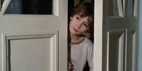 State Supreme Court Debates Parents Leaving Kids Home Alone