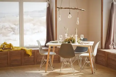 Give Your Home a Touch of Beach-y Décor | Embracing the Coastal Interior Design Trend